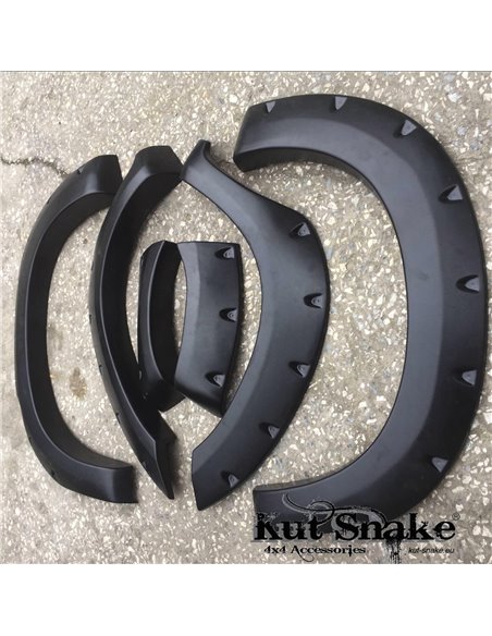 Obrobe blatnikov Toyota Hilux 2005-2012 95mm