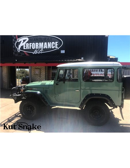 Obrobe blatnikov Toyota Land Cruiser 40