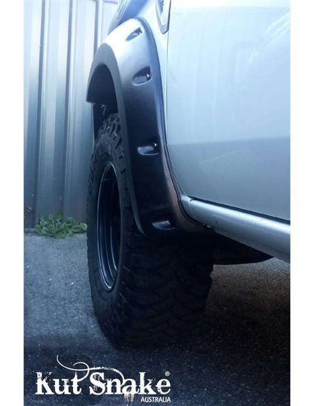 Obrobe blatnikov Ford Ranger PJ/PK 70mm