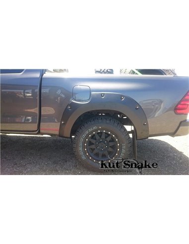 Obrobe blatnikov Toyota Hilux (Revo) 2015-2019 75mm